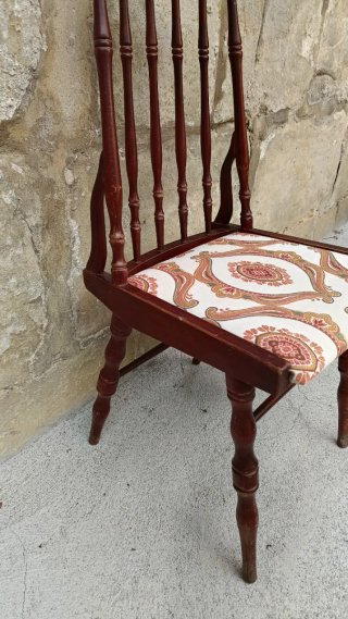 Sedia in legno vintage con rivestimento