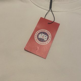 Sudadera Canada Goose Blanca precio negociable!!!