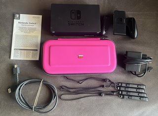 Consola Nintendo Switch 1 V2 Joycons SD e altro