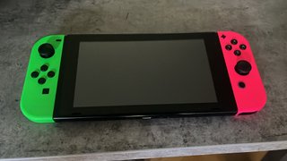 Consola Nintendo Switch 1 V2 Joycons SD e altro