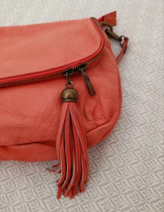 BOLSO DE PIEL