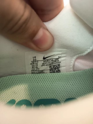 Nike Vomero Plus talla 42 Blanco/Verde Menta