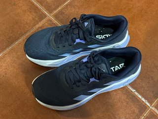 Adidas Adistar 3 Hombre Talla 41 1/3
