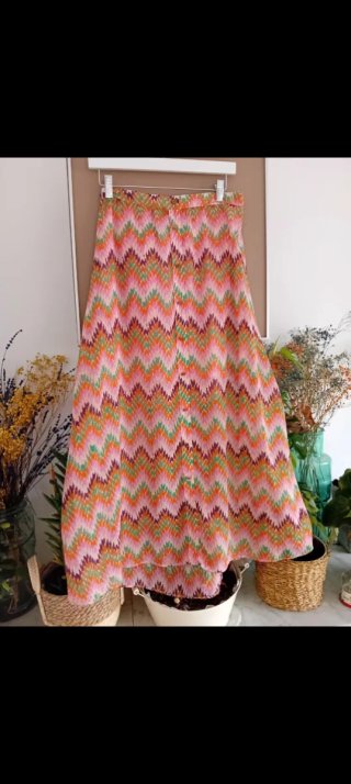 Falda larga Naf Naf verano estampado zig-zag