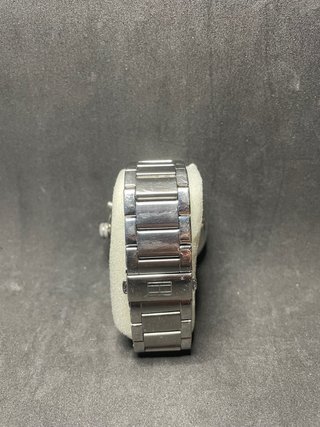 Reloj Tommy Hilfiger Negro y Plateado