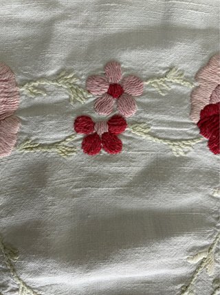 Tovaglia lino vintage anni '60 ricamata a mano