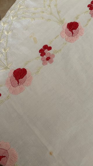 Tovaglia lino vintage anni '60 ricamata a mano