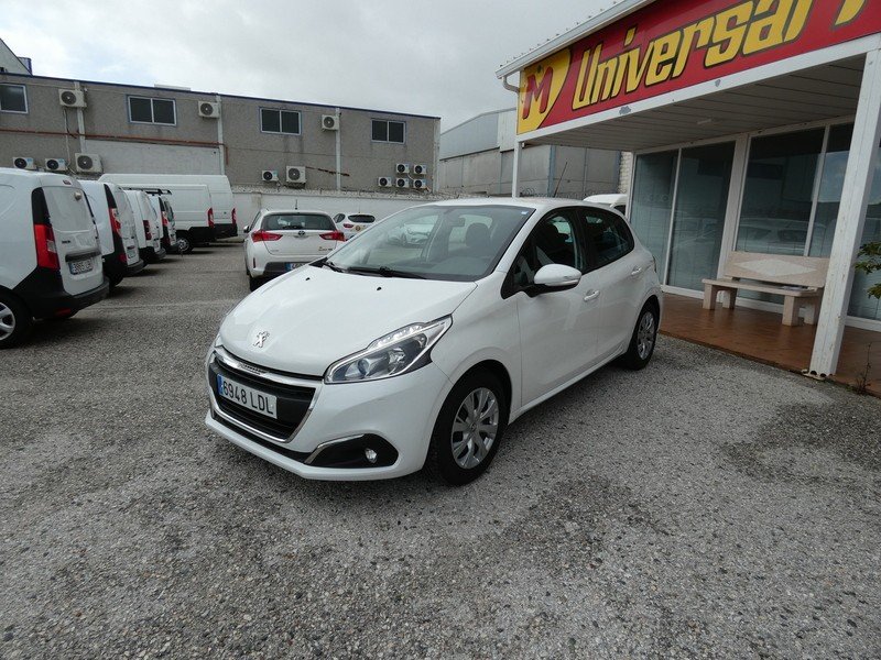 Peugeot 208 2020, foto 2