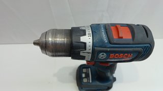Taladro Bosch GSR 18V + 2 Baterías 4 Ah