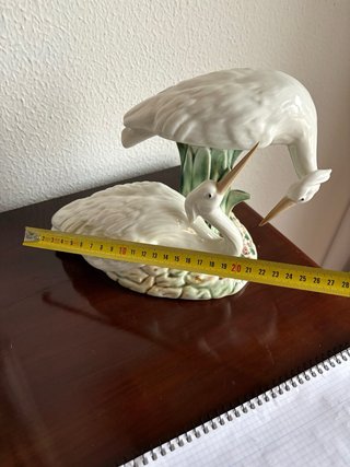 Figura garzas de porcelana. Firmado PS. No envío