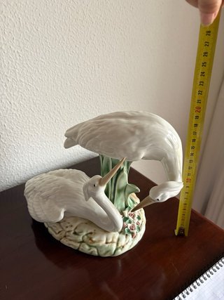Figura garzas de porcelana. Firmado PS. No envío