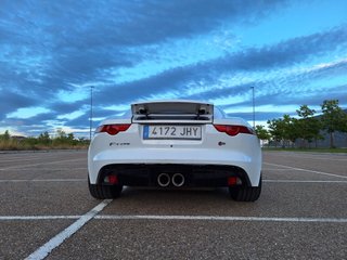 Jaguar F-Type 2016