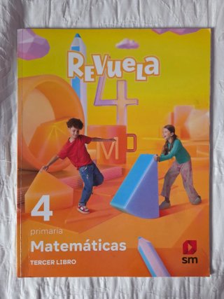 Libro de matemáticas revuela 4 de primaria .