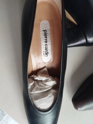 Lote Zapatos Talla 37 (Negro y Marrón)
