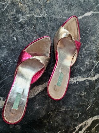 Zapatos de tacón alto, plateados y rosas, 38