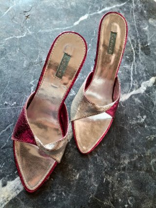 Zapatos de tacón alto, plateados y rosas, 38