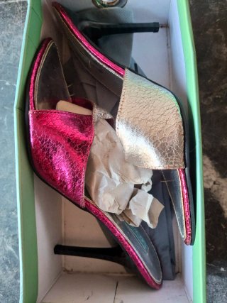 Zapatos de tacón alto, plateados y rosas, 38