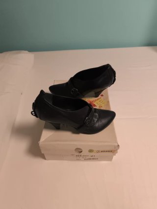 Zapatos piel Bronx Tacón Negro