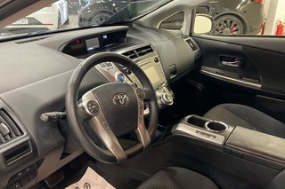 Toyota Prius   + Advance