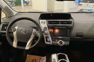 Toyota Prius   + Advance