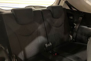 Toyota Prius   + Advance