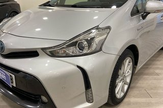 Toyota Prius   + Advance