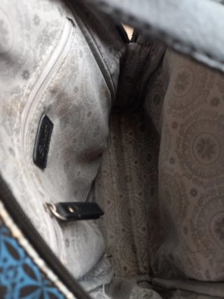 Bolso Mochila SKPAT de piel.