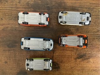Maqueta Tren H0: Coches, Señales y Vagón