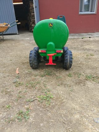 Remolque John Deere para niños