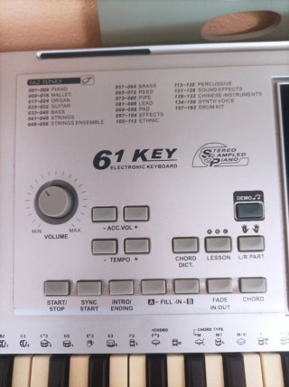 Teclado Electrónico 61 Teclas MIDI