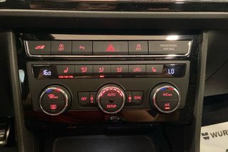 Seat Leon   2.0 TSI 221kW 300CV DSG6 StSp CUPRA