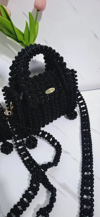 Black Velvet" – Tu joya exclusiva