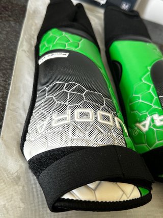 Espinilleras Hudora Talla M con protección tobillo