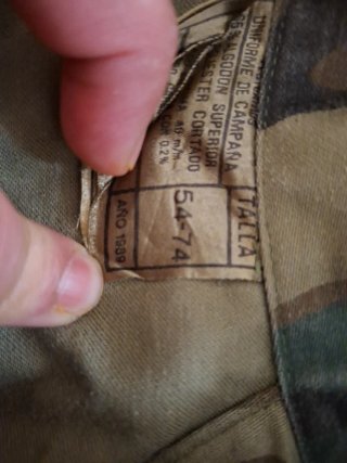 Equipamiento militar camuflaje