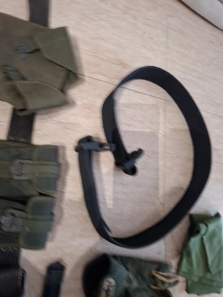 Equipamiento militar camuflaje