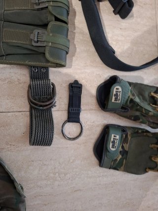 Equipamiento militar camuflaje