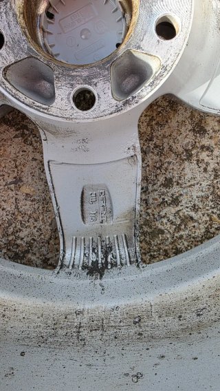 Llantas 17 DEZENT logo BMW