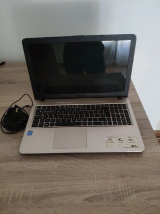 Portátil ASUS X540L