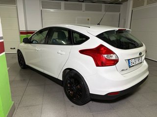 Ford Focus 130.000 km 2013 gasolina 100 cv