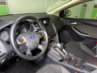 Ford Focus 130.000 km 2013 gasolina 100 cv