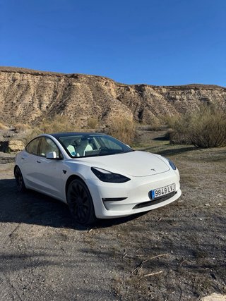 Tesla Model 3 2021