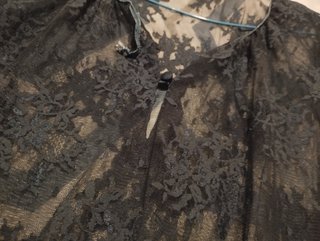 Vestido Essentiel encaje transparente