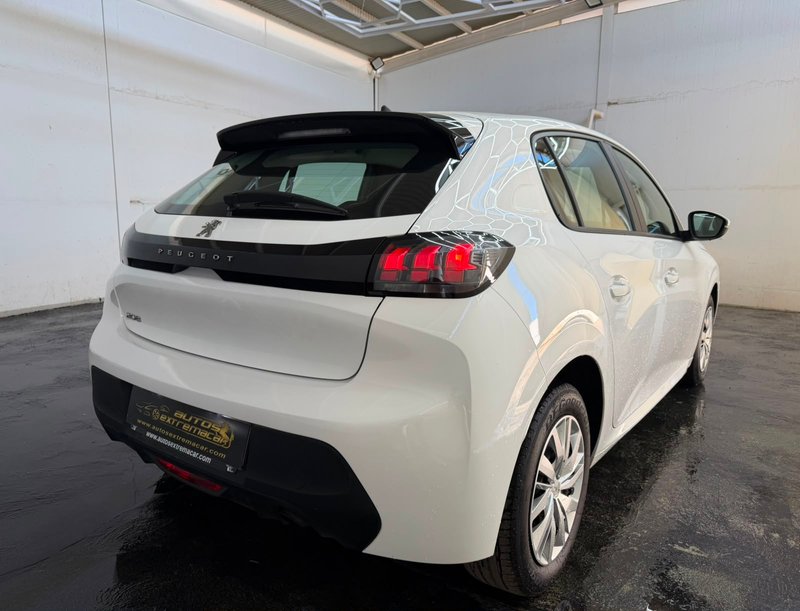 Peugeot 208 2022, foto 9