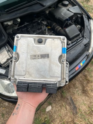 Centralita ECU Bosch EDC15C2  Peugeot 206