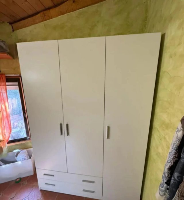 Armadi, ripostigli, ripostigli
