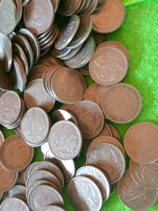 Lotto di 100 Monete Antiche da 5 Peseta