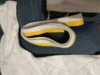 Traje Judo Blanco y cinturones