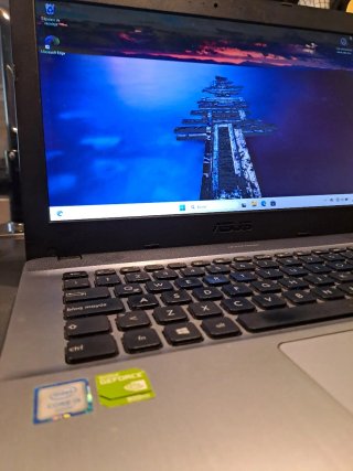 Portátil ASUS X441U