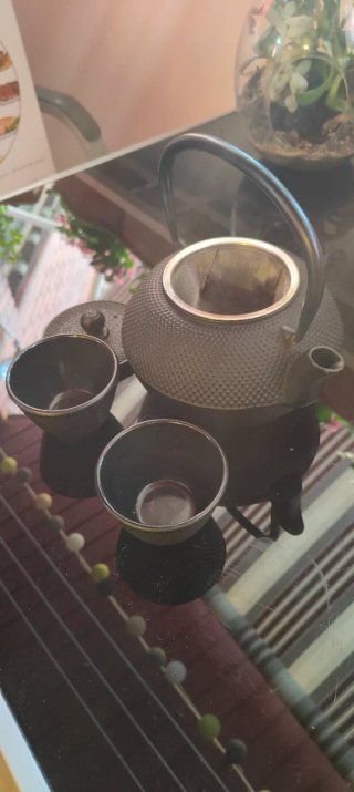Tetera Japonesa Hierro Fundido + 2 Cuencos
