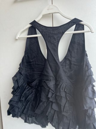 Top Zara Volantes Negro Talla M